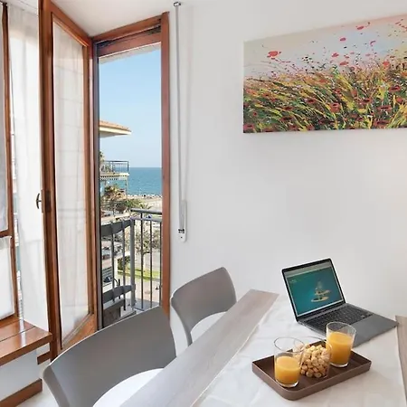 Tramontana A Stone's Throw From The Shoreline!